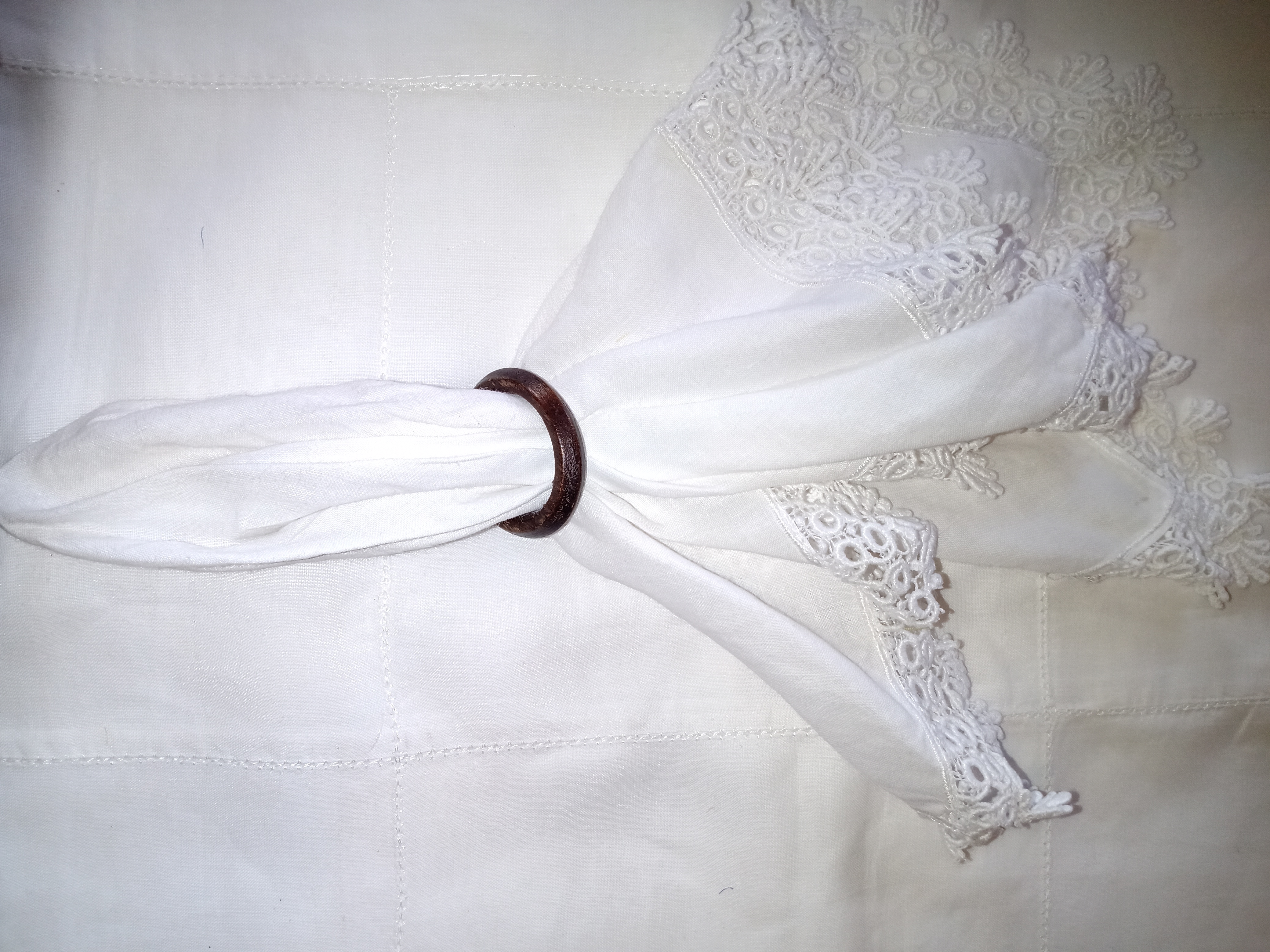 ARGOLA DE MADEIRA RUSTICA